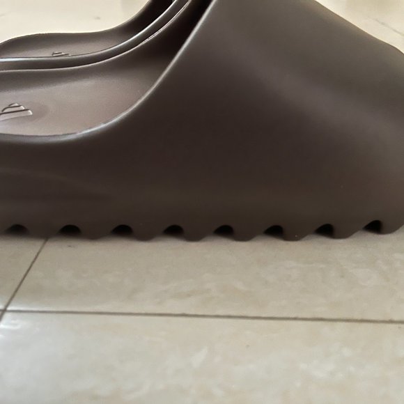 Yezzy slides - Picture 9 of 10